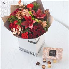 Christmas Classic Hand-tied with Chocolates
